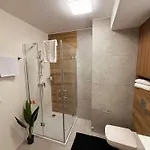 Cicha 12 18a2 The Royal Gorski Z Garazem Podziemnym W Centrum Lejlighed Krynica Zdroj