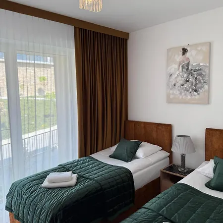 Apartment Cicha 12 18a2 The Royal Gorski Z Garazem Podziemnym W Centrum Krynica-Zdrój